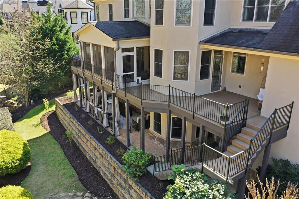 328 Lakebridge Crossing