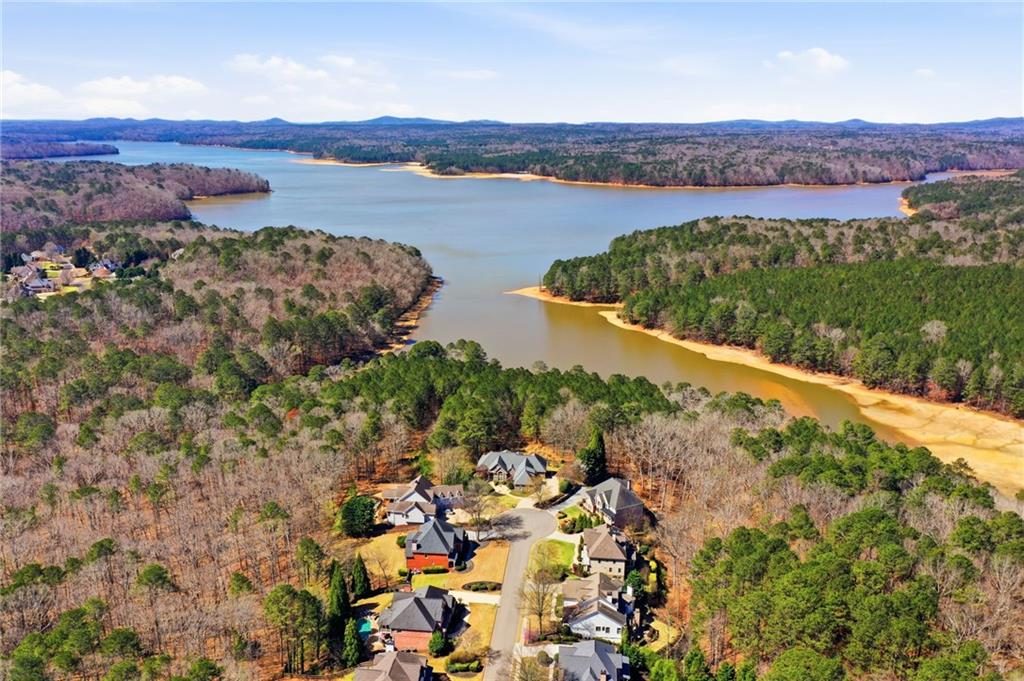 328 Lakebridge Crossing