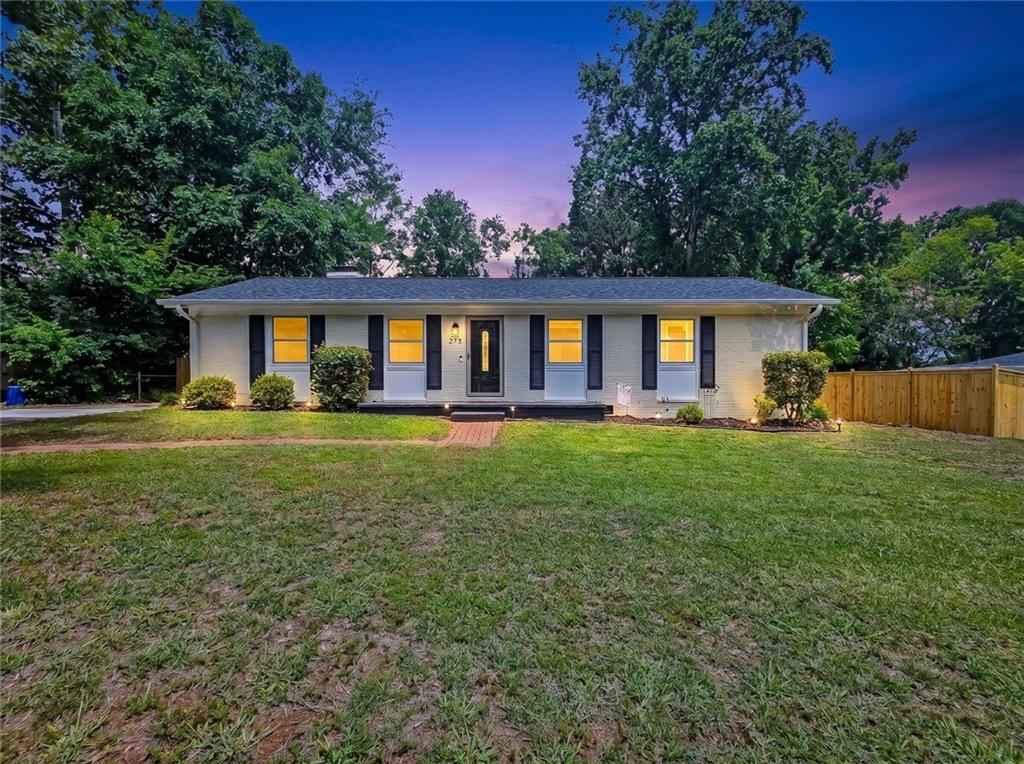273 Norton Circle SE