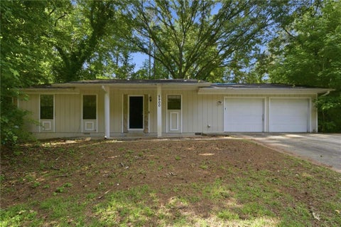 Homes For Sale - 5900 Dart Drive<br/> Lithonia, GA 30058