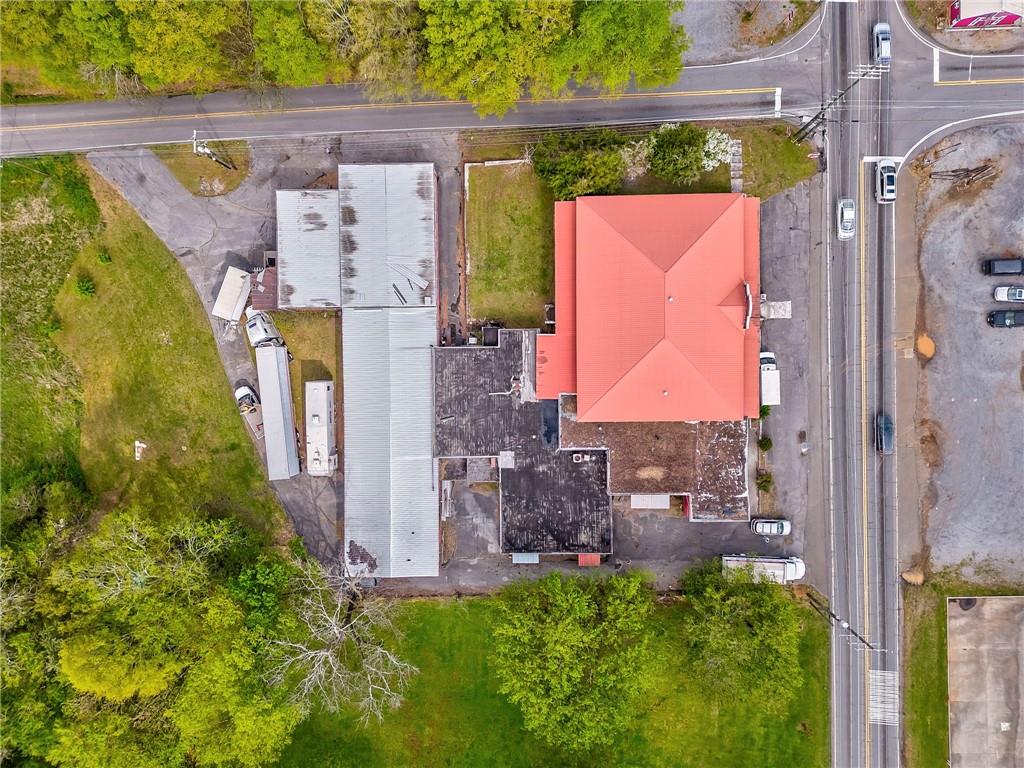 285 Highway 225