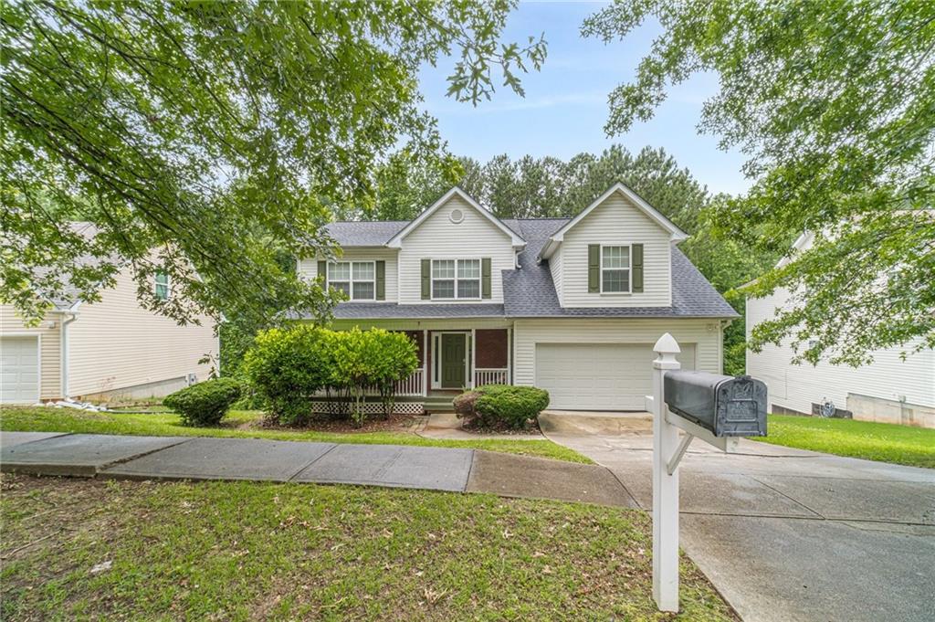 Welcome to Your New Home in Snellville!
This beautifully maintained four-bedroom, two-and-a-half-bathroom home offers spacious living with a separate living room, dining room, and a generously sized yard—perfect for relaxing or entertaining. Nestled in a quiet neighborhood in Snellville, this gem provides comfort, charm, and space for the whole family. Homes like this don’t stay on the market for long—don’t miss out on this great deal!