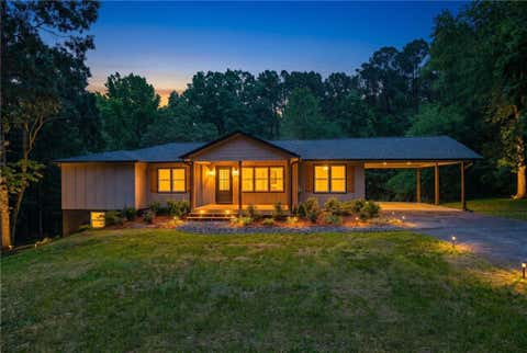 Homes For Sale - 177 Weaver Circle<br/> Canton, GA 30115