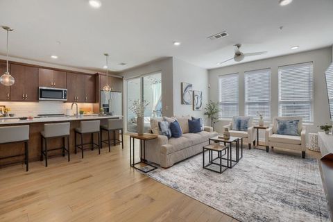 Condo For Sale - 1050 Stacks Avenue #1506<br/> Fulton County, Atlanta, GA 30315