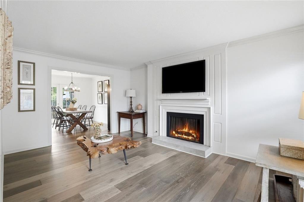 13 Stratford Hall Place NE #13
