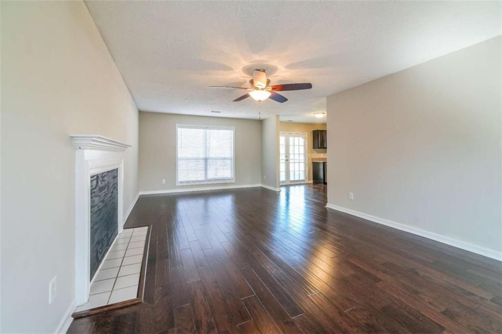 Summerfield at Burnt Hickory - Residential