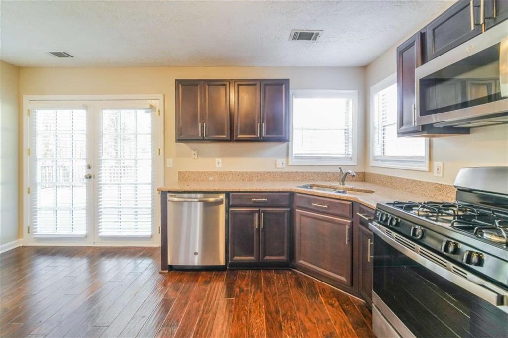 Summerfield at Burnt Hickory - Residential