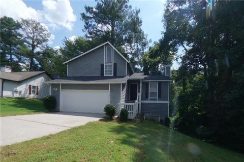 Homes For Rent - 2755 Wildflower Lane<br/> Snellville, GA 30039