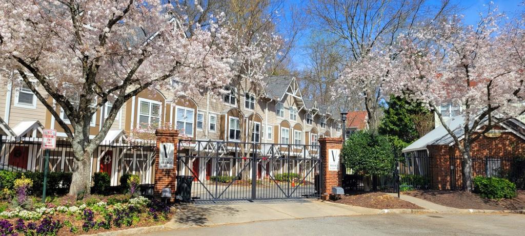 380 Grant Circle SE 110