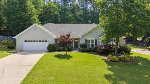Homes For Sale - 409 Taberon Road<br/> Fayette County, Peachtree City, GA 30269