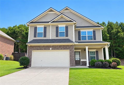 Homes For Sale - 5910 Crescent Landing Drive<br/> Cumming, GA 30028