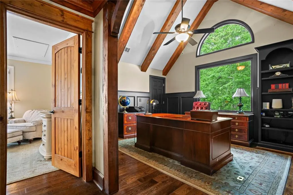 Alpharetta, Georgia 30005, United States, 3 Bedrooms Bedrooms, ,4 BathroomsBathrooms,Residential,Pending,118433