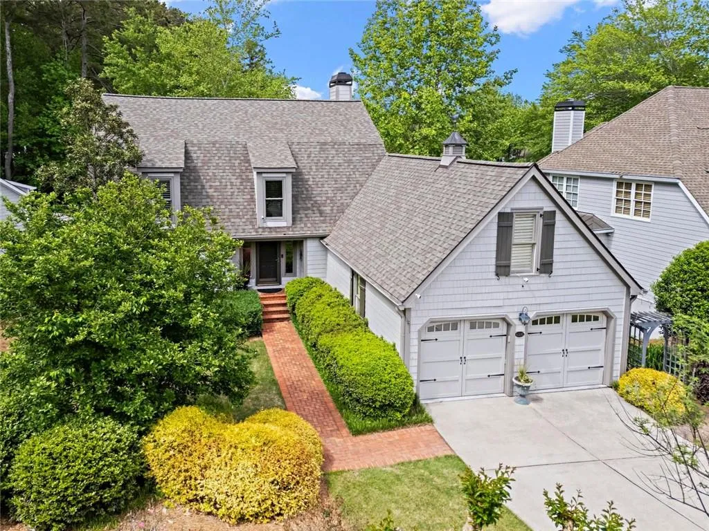 Alpharetta, Georgia 30005, United States, 3 Bedrooms Bedrooms, ,4 BathroomsBathrooms,Residential,Pending,118433