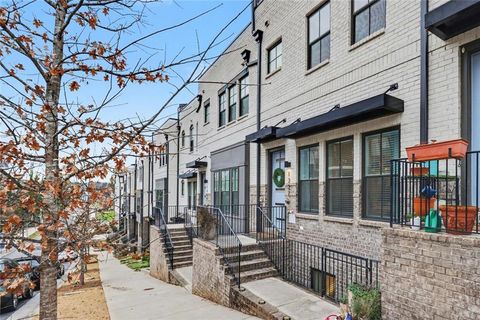 Photo of 1327 Fairmont Avenue NW, Atlanta, GA 30318 (MLS # 7702312)