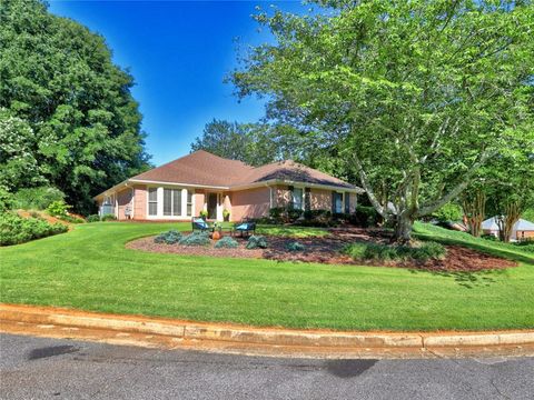 Homes For Sale - 215 Hidden Meadow Drive<br/> Fulton County, Alpharetta, GA 30004