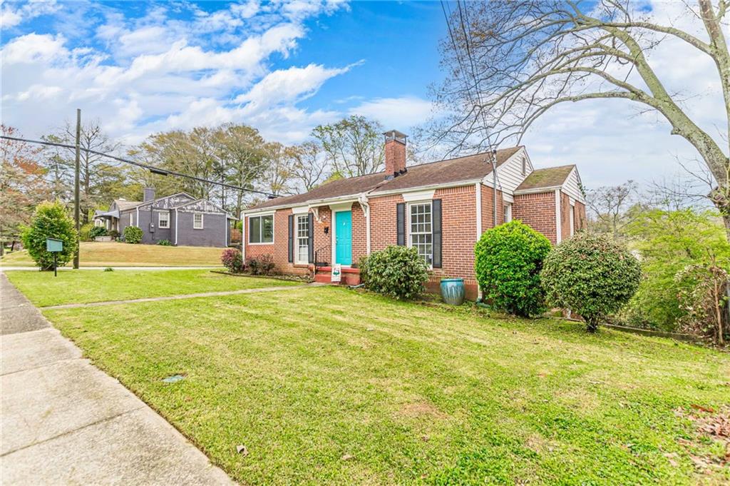 1324 E Forrest Avenue