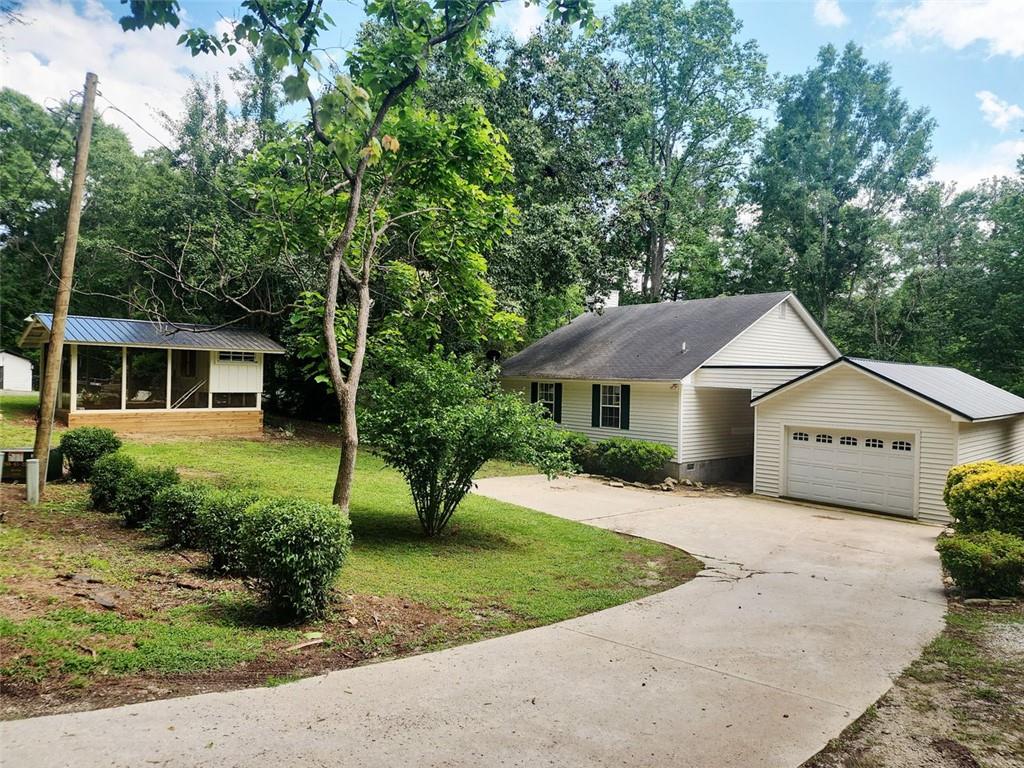 136 Greenock Cove, Toccoa, Georgia image 2