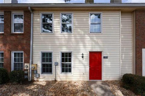 Photo of 1018 Old Holcomb Bridge Road, Roswell, GA 30076 (MLS # 7748825)