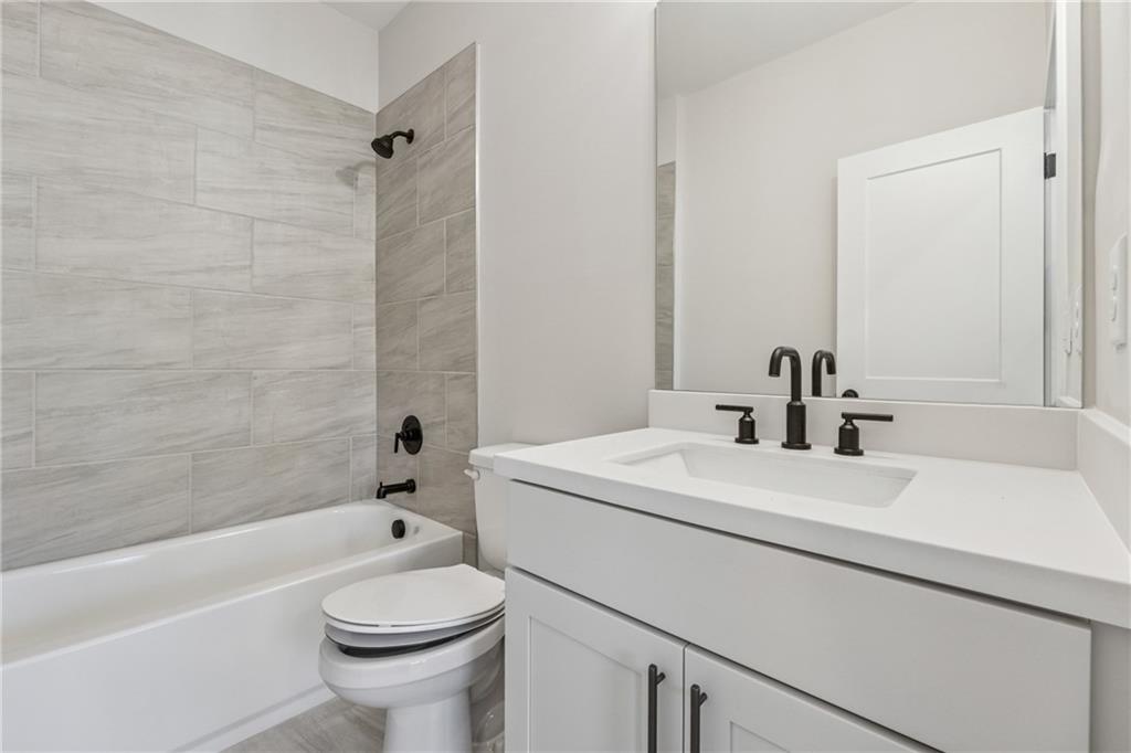 The Gathering Alpharetta - Residential Lease