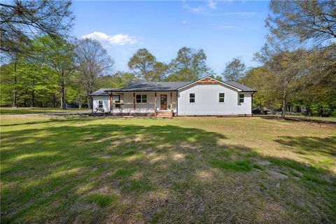 Homes For Sale - 401 Coleman Drive<br/> Barrow County, Statham, GA 30666