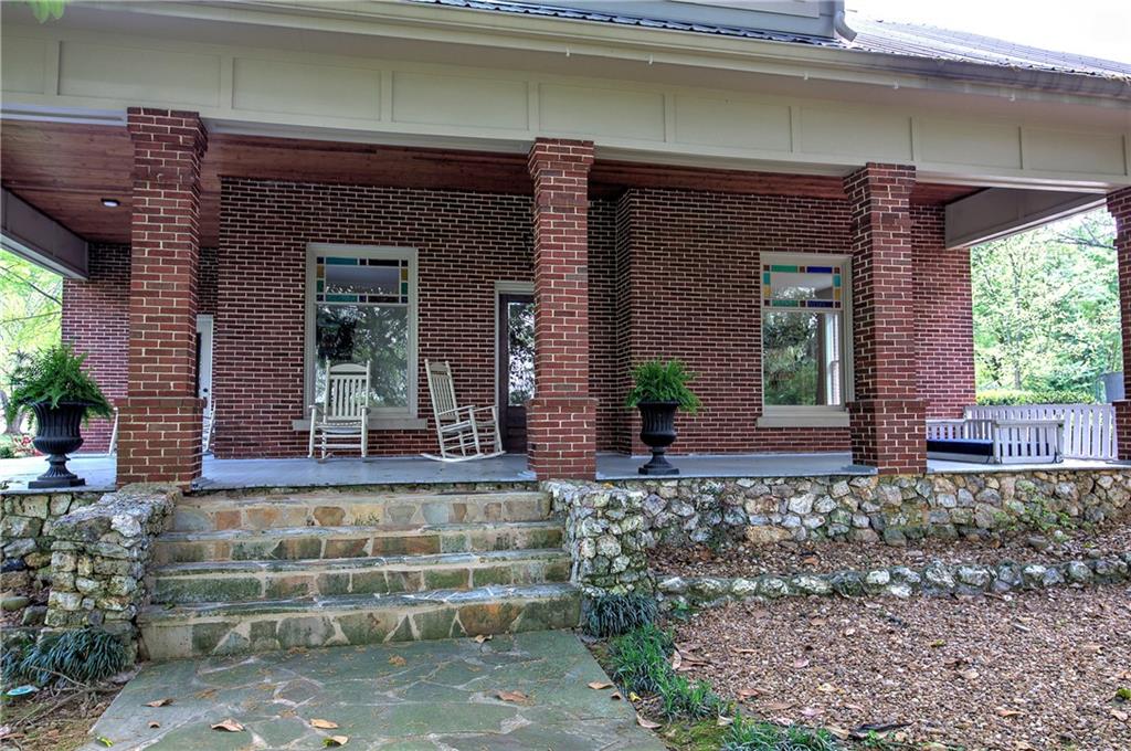 421 Boulevard Heights