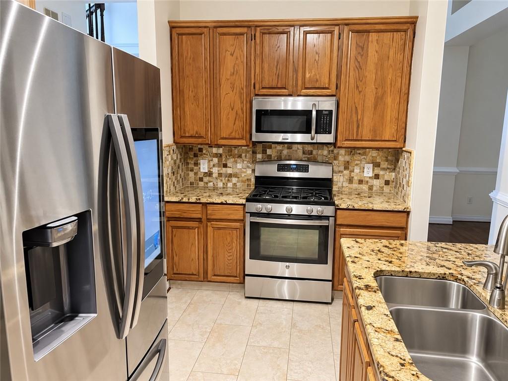 3345 Glenrose Trail