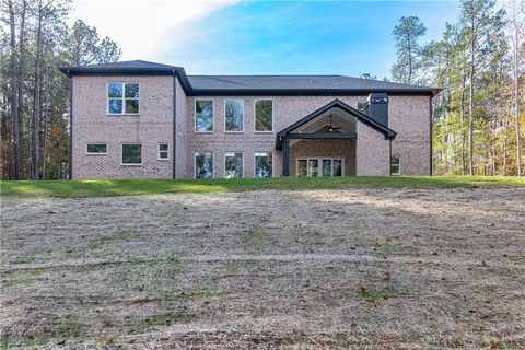 A home in Dacula