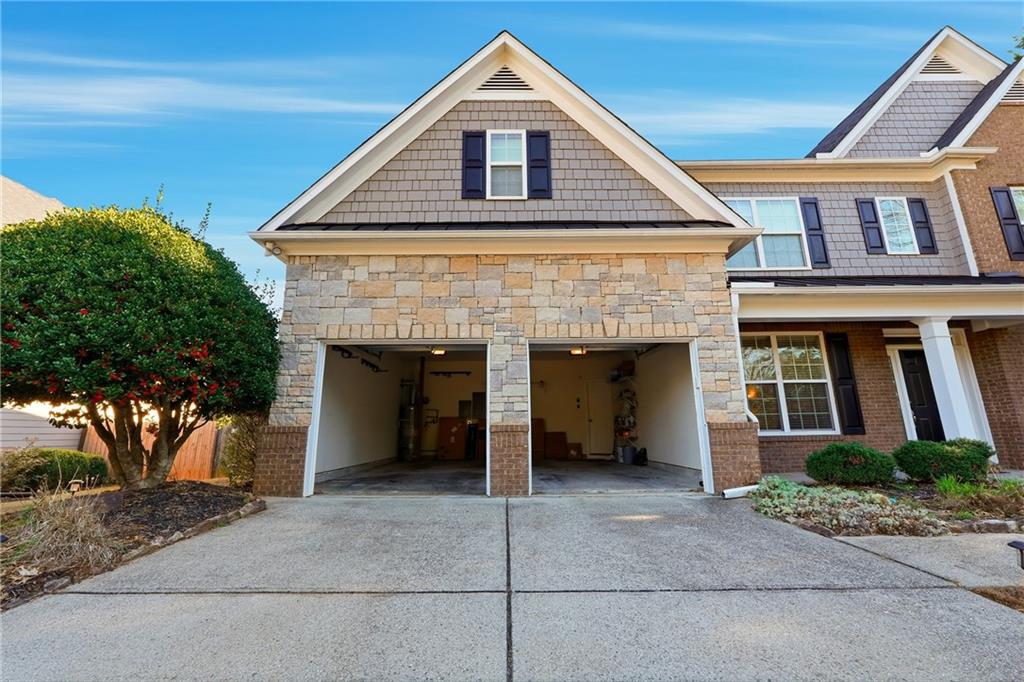 100 Northbrooke Trace