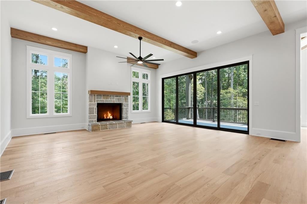 275 Heatherton Way