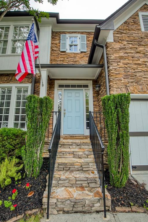 2635 Brookline Circle NE