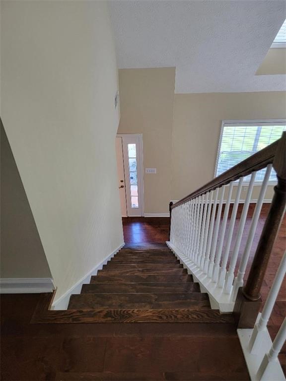 Autumn Lake - Residential Lease