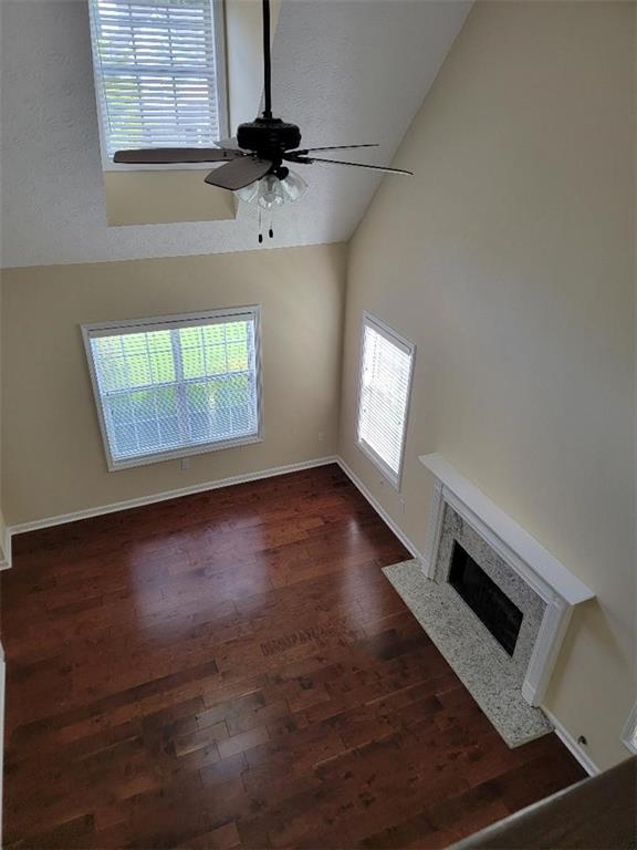 Autumn Lake - Residential Lease