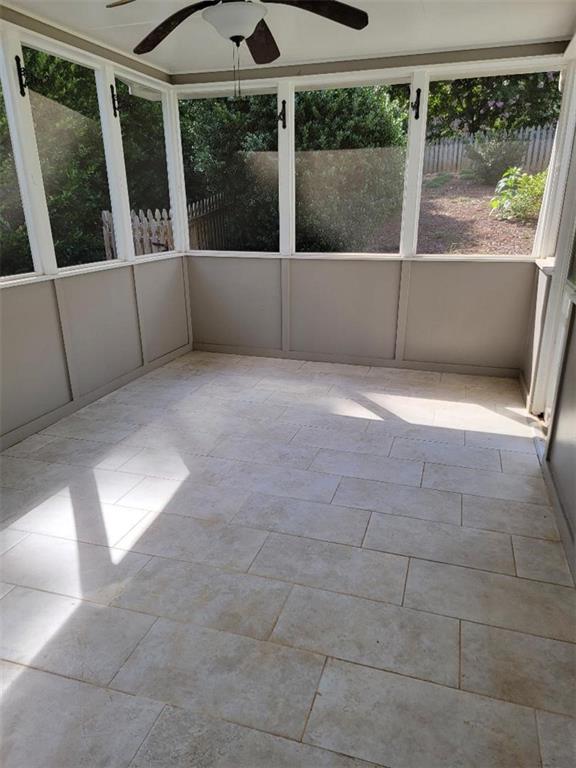 Autumn Lake - Residential Lease