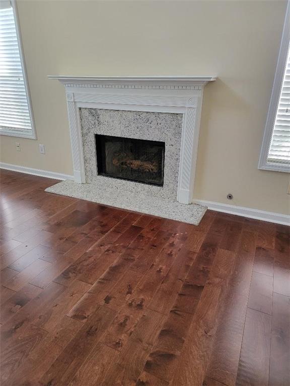 Autumn Lake - Residential Lease