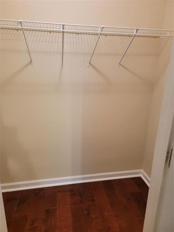 Autumn Lake - Residential Lease