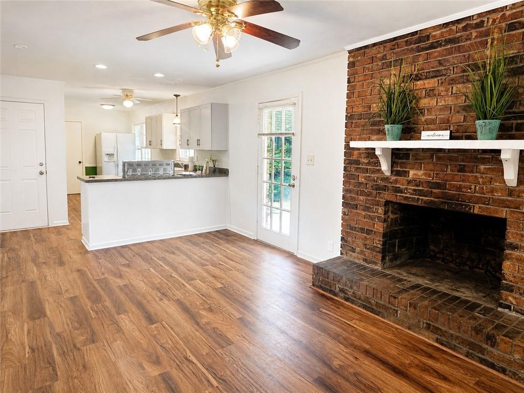 886 Oakhill Court