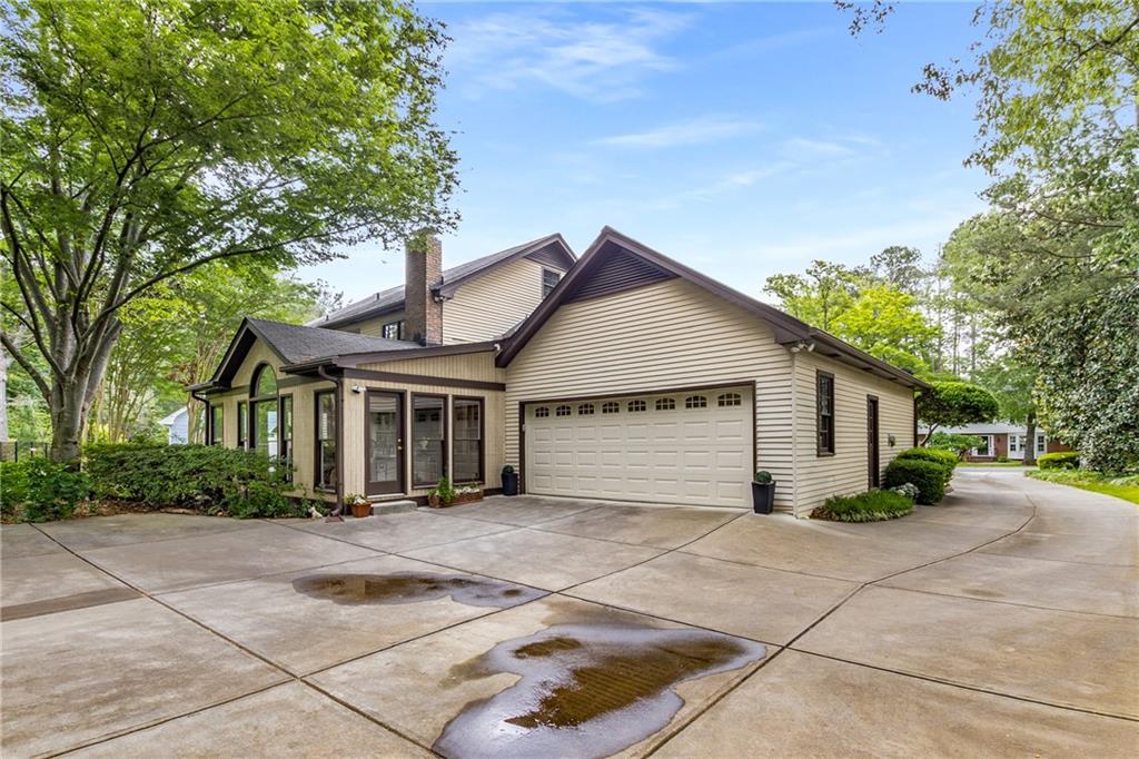 4716 N Springs Court, Atlanta, Georgia image 29