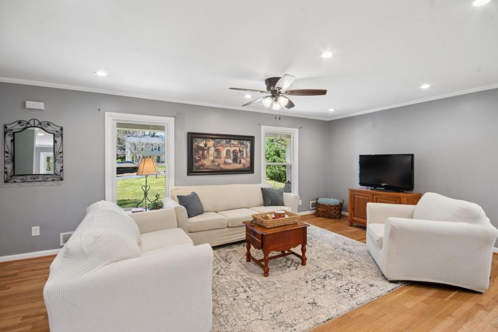 3280 Foxwood Trail SE