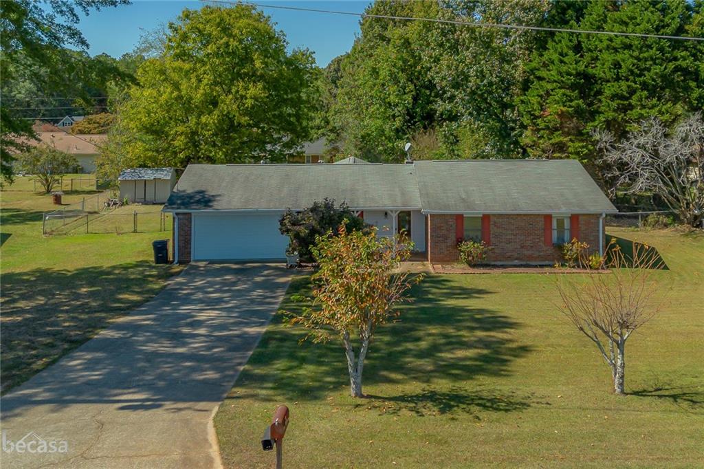 4-SIDES BRICK RANCH! 3BR/2BA W/SPAC EAT IN KIT, LARGE FAM RM W/GAS FRPLC, HUGE MSTR W/ HIS & HER CLSTS, HUGE SUN RM, SEP OFFICE/SEWING RM. NEW AC, DUAL PANE WINDOWS, LEVEL FENCED YARD, WALK TO SCHOOL! LIST KEEPS GOING!