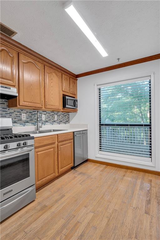 1203 Wynnes Ridge Circle SE