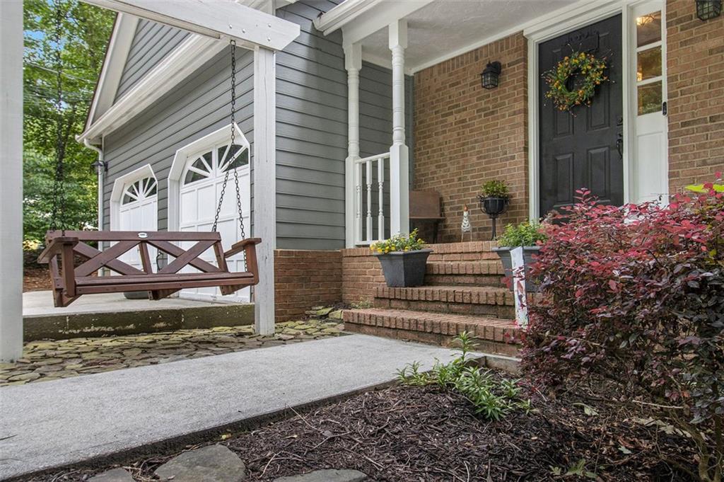 110 Windsor Chase Drive