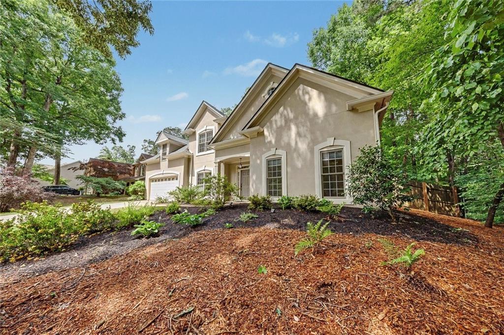 3315 ELLSMERE Trace