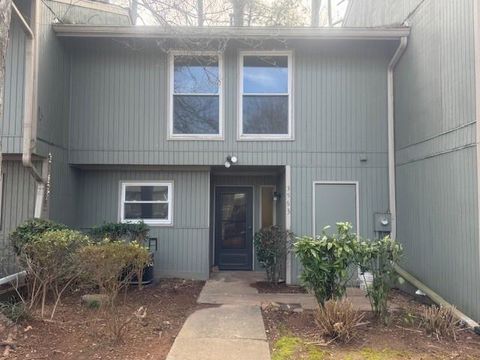 Condo For Sale - 3563 Splinterwood Road<br/> Peachtree Corners, GA 30092