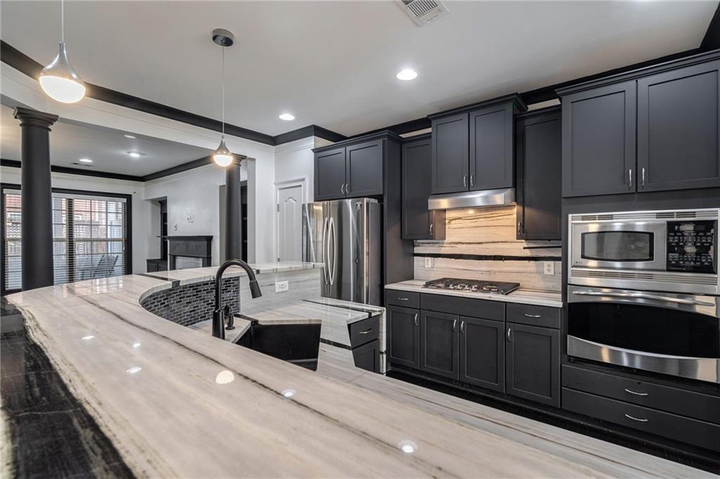 2767 Durham Drive, Atlanta, Georgia image 9
