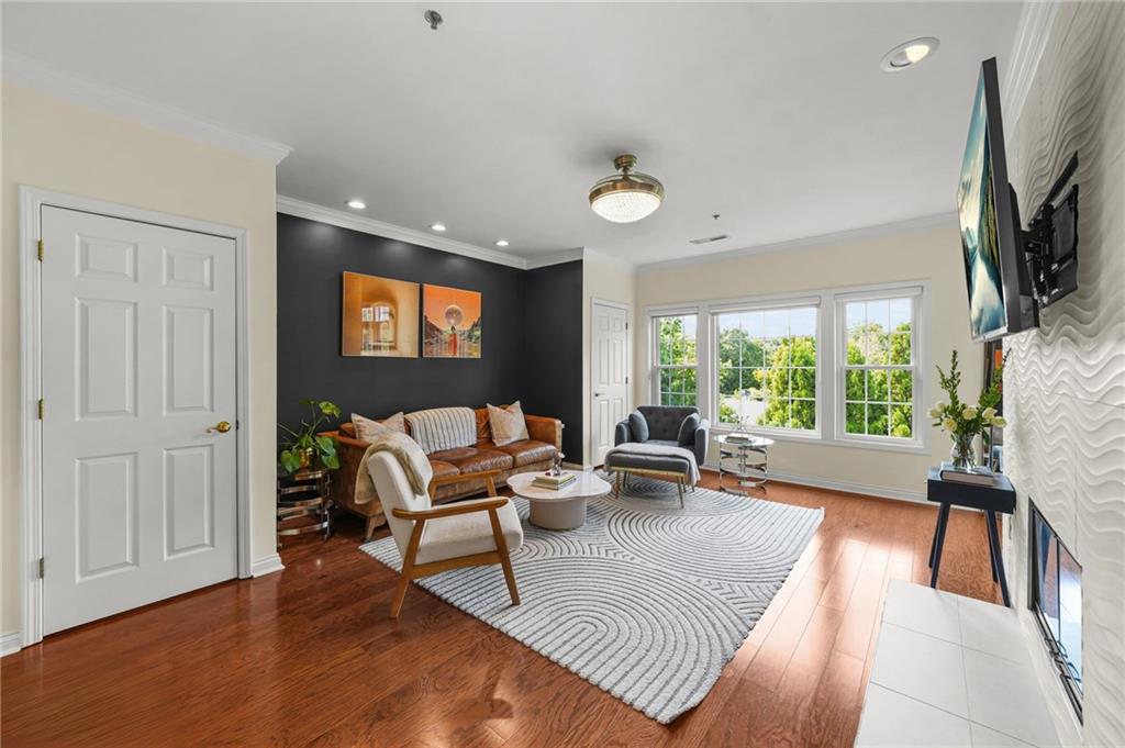 3636 Habersham Road NW 2404