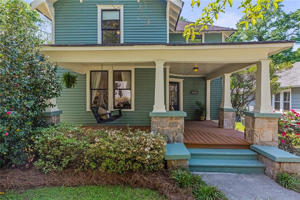 167 E Lake Terrace, Atlanta, Georgia image 2
