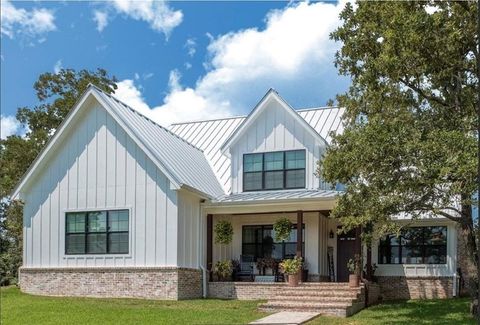 A home in Ellenwood