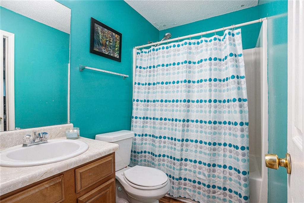 3740 Arminto Drive, Ellenwood, Georgia image 6