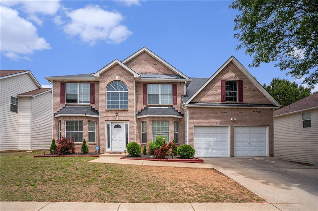 3740 Arminto Drive, Ellenwood, Georgia image 1