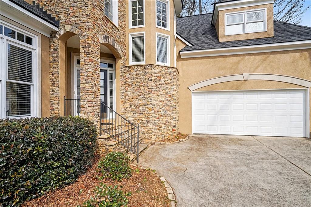 5010 Highland Oaks Court SE